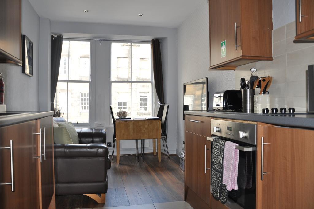 Stay Edinburgh City Apartments - Royal Mile Ruang foto